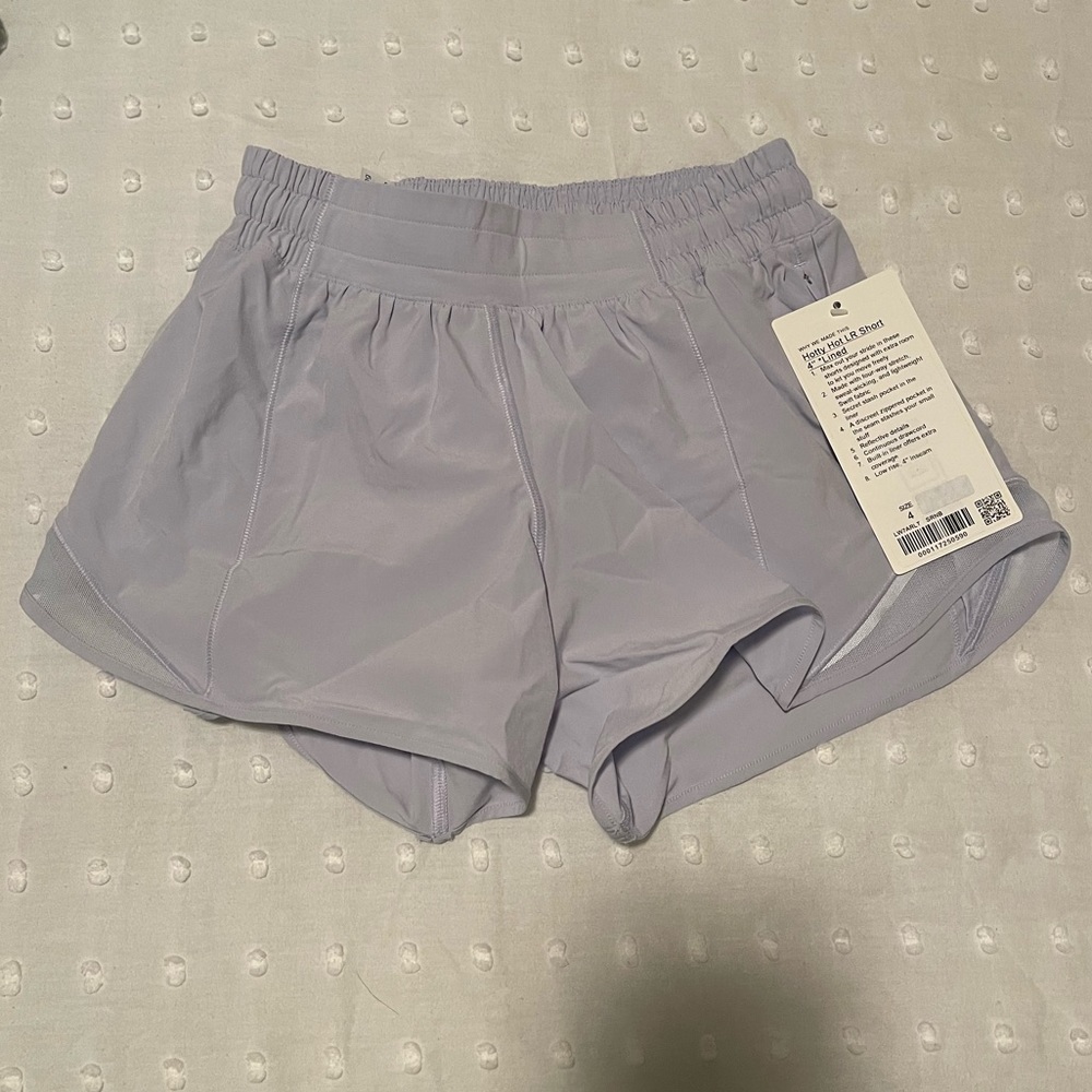Lululemon Hotty Hot shorts